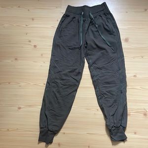 Lululemon Align Joggers